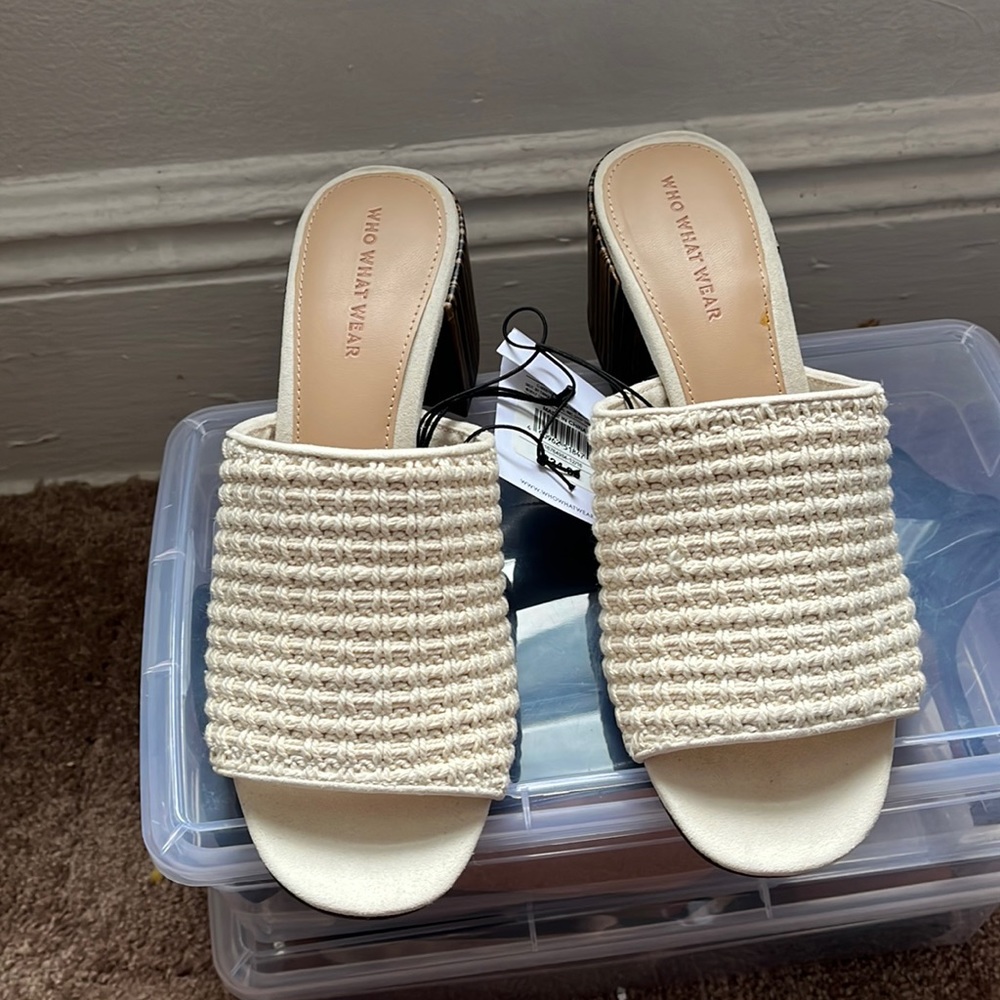 Beige statement heel Mule